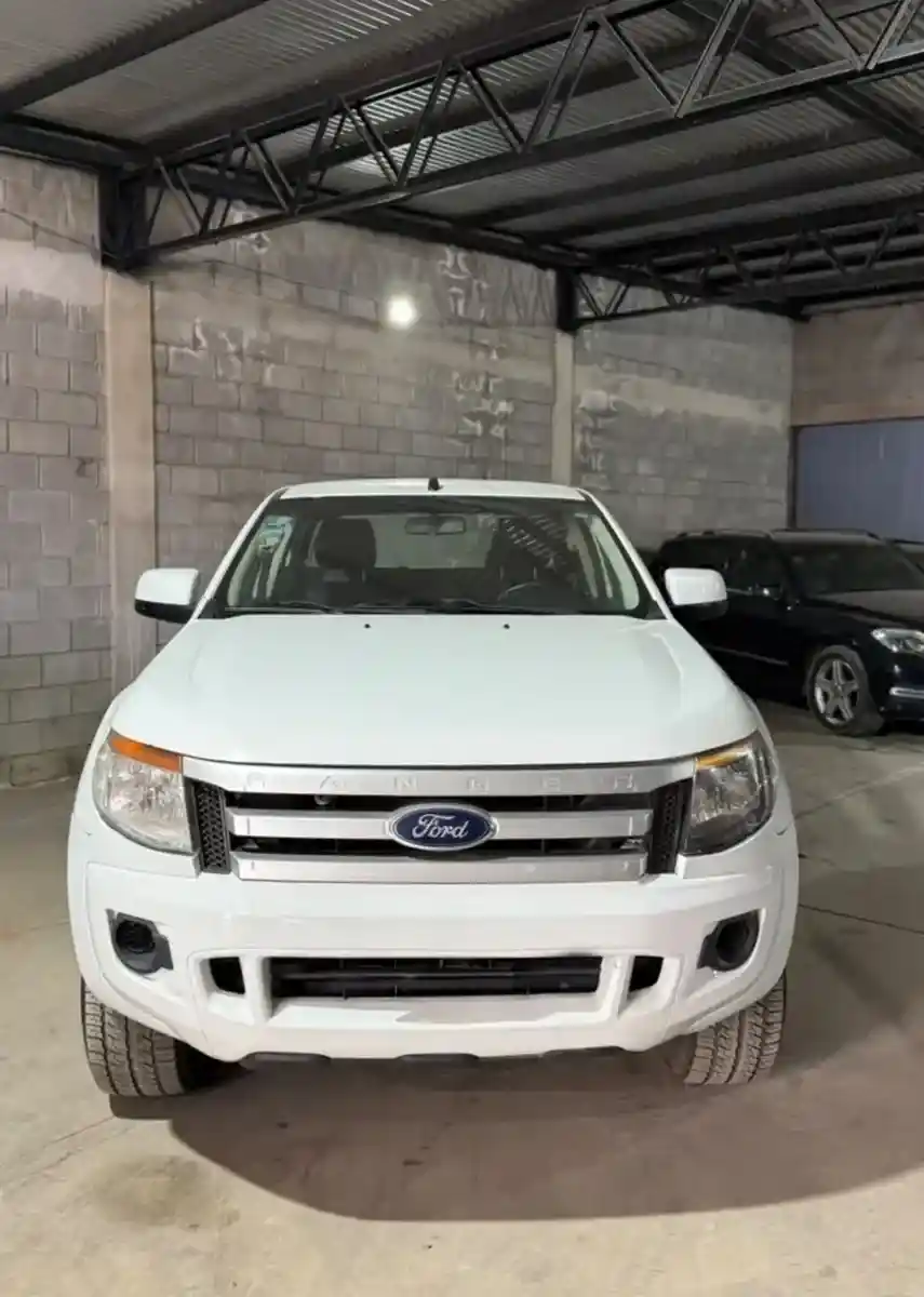 Ford Ranger 2.5 Cd 4X2 Xl Ivct 166Cv 2013 - foto 2