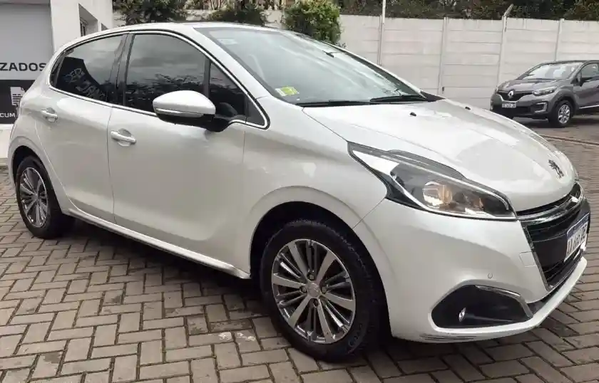 Peugeot 208 2016 - foto 1