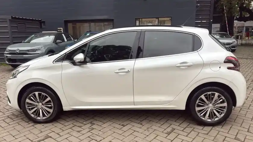 Peugeot 208 1.6 Feline 2016 - foto 2