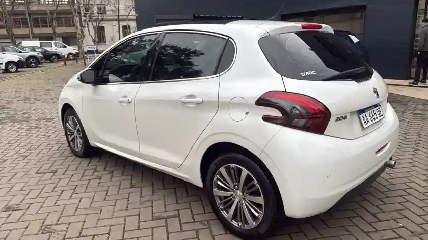 Peugeot 208 1.6 Feline 2016 - foto 3