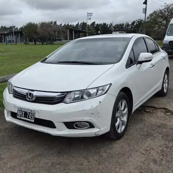 Honda Civic 2013 - foto 1