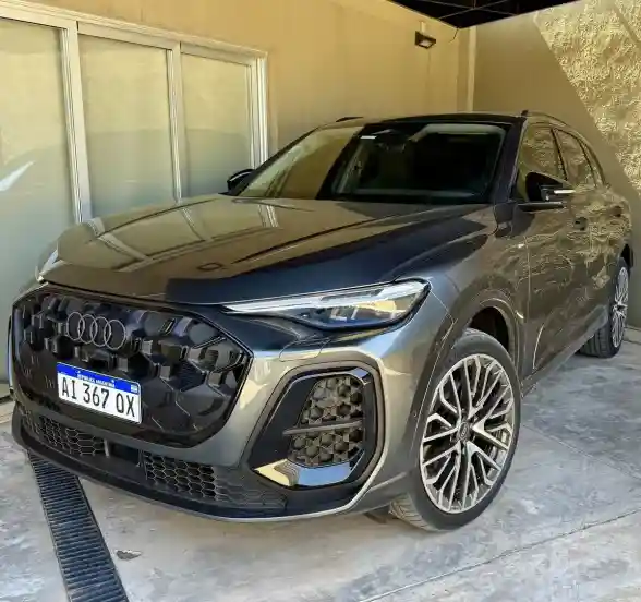 Audi Q5 2026 - foto 1