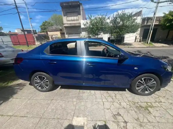 Peugeot 301 1.6 Allure Plus 2018 - foto 5