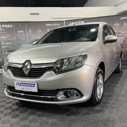 Renault Logan 2016 - foto 1