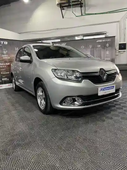 Renault Logan 1.6 Privilege 105Cv 2016 - foto 3