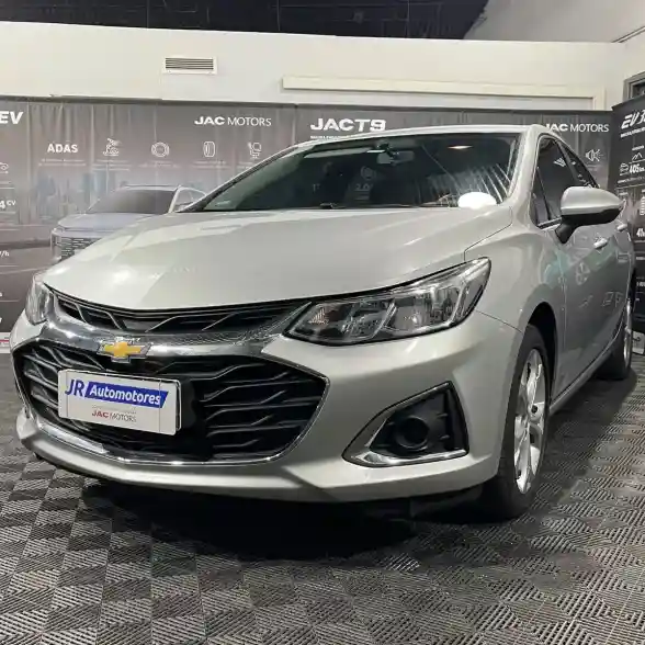Chevrolet Cruze 2022 - foto 1