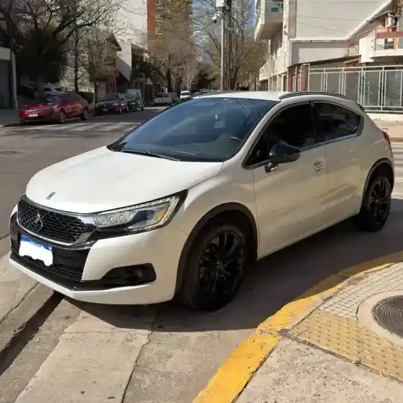 D.s. Ds4 Crossback Be Chic Con Pack Inspiration 2018 - foto 1