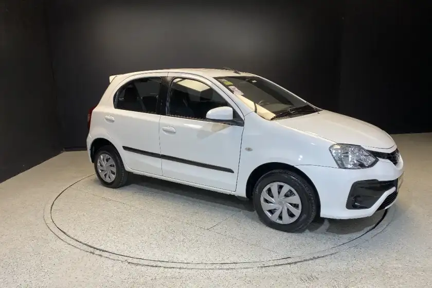 Toyota Etios 1.5 Sedan Xs 2018 - foto 3