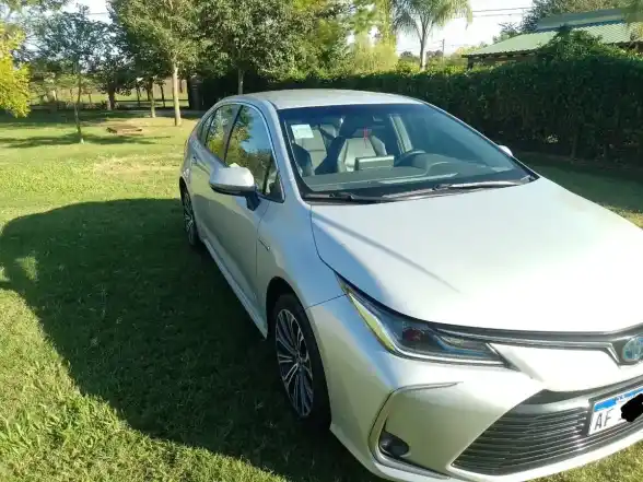 Toyota Corolla 2021 - foto 1