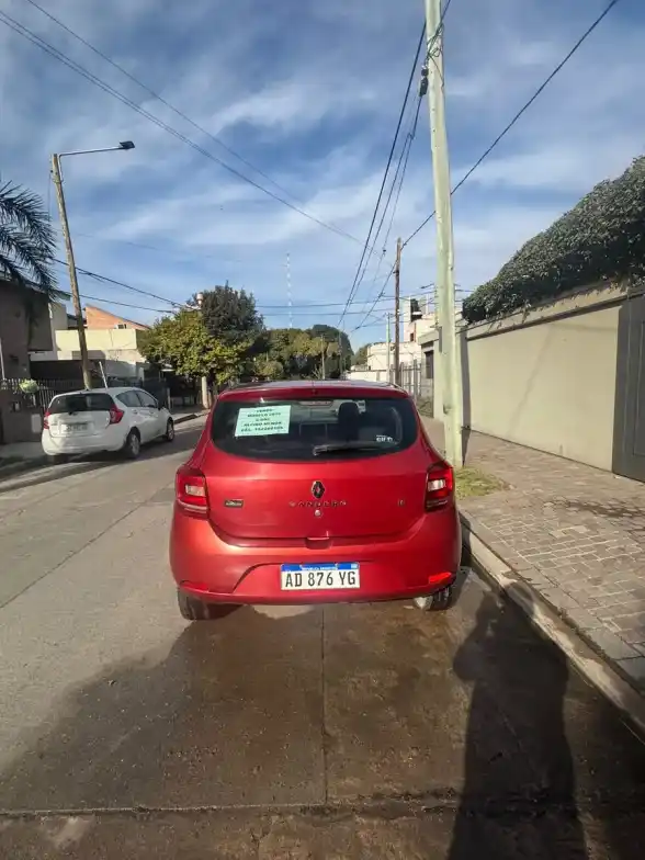 Renault Sandero 1.6 Expression Pack 2019 - foto 3