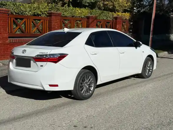 Toyota Corolla 1.8 Xei Mt 140Cv 2018 - foto 4