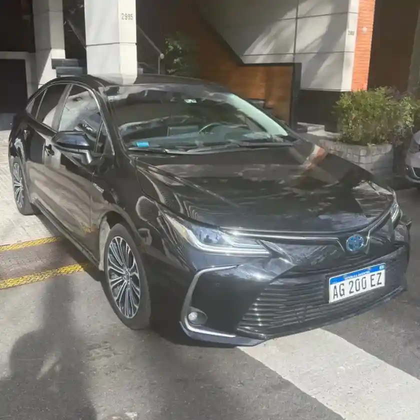 Toyota Corolla 1.8 Se-G Cvt 140Cv 2023 - foto 1