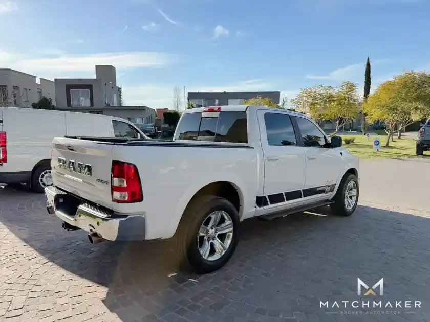 Ram 1500 5.7 Laramie Atx V8 2022 - foto 3