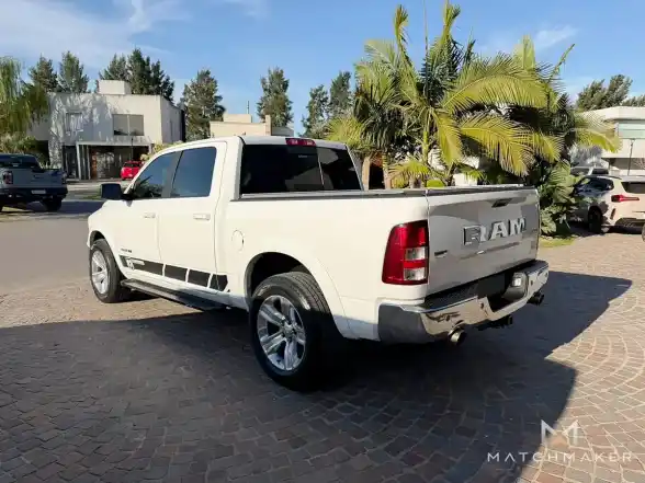 Ram 1500 5.7 Laramie Atx V8 2022 - foto 5