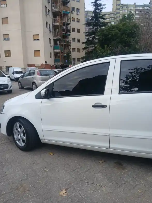 Volkswagen Fox 1.6 Highline 2013 - foto 2