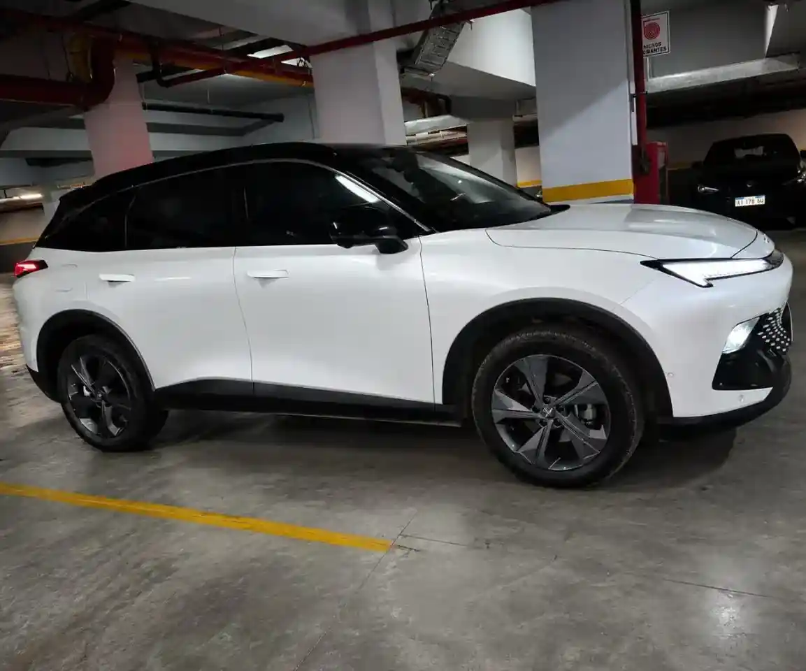 BAIC X55 2025 - foto 1