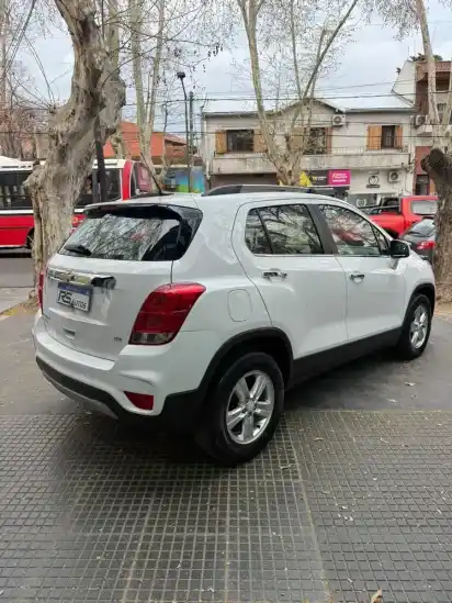 Chevrolet Tracker 1.8 Ltz Fwd Mt 140Cv 2017 - foto 5