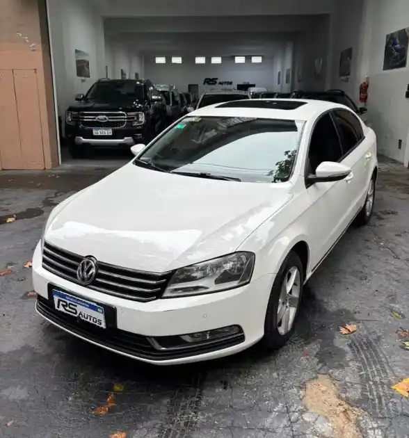 Volkswagen Passat 1.8 Confort Tsi 160Cv Dsg 2014 - foto 2