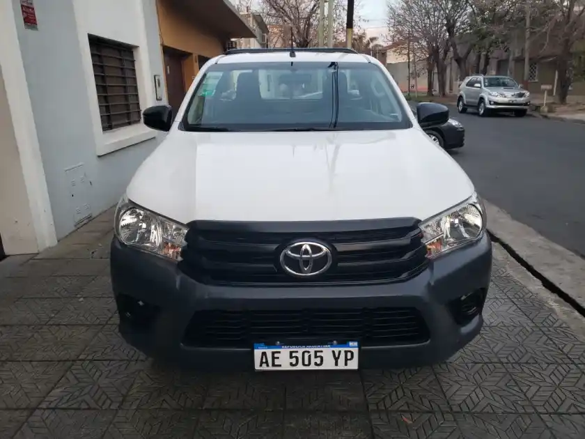Toyota Hilux 2.4 Cs Dx 150Cv 4X2 2021 - foto 4