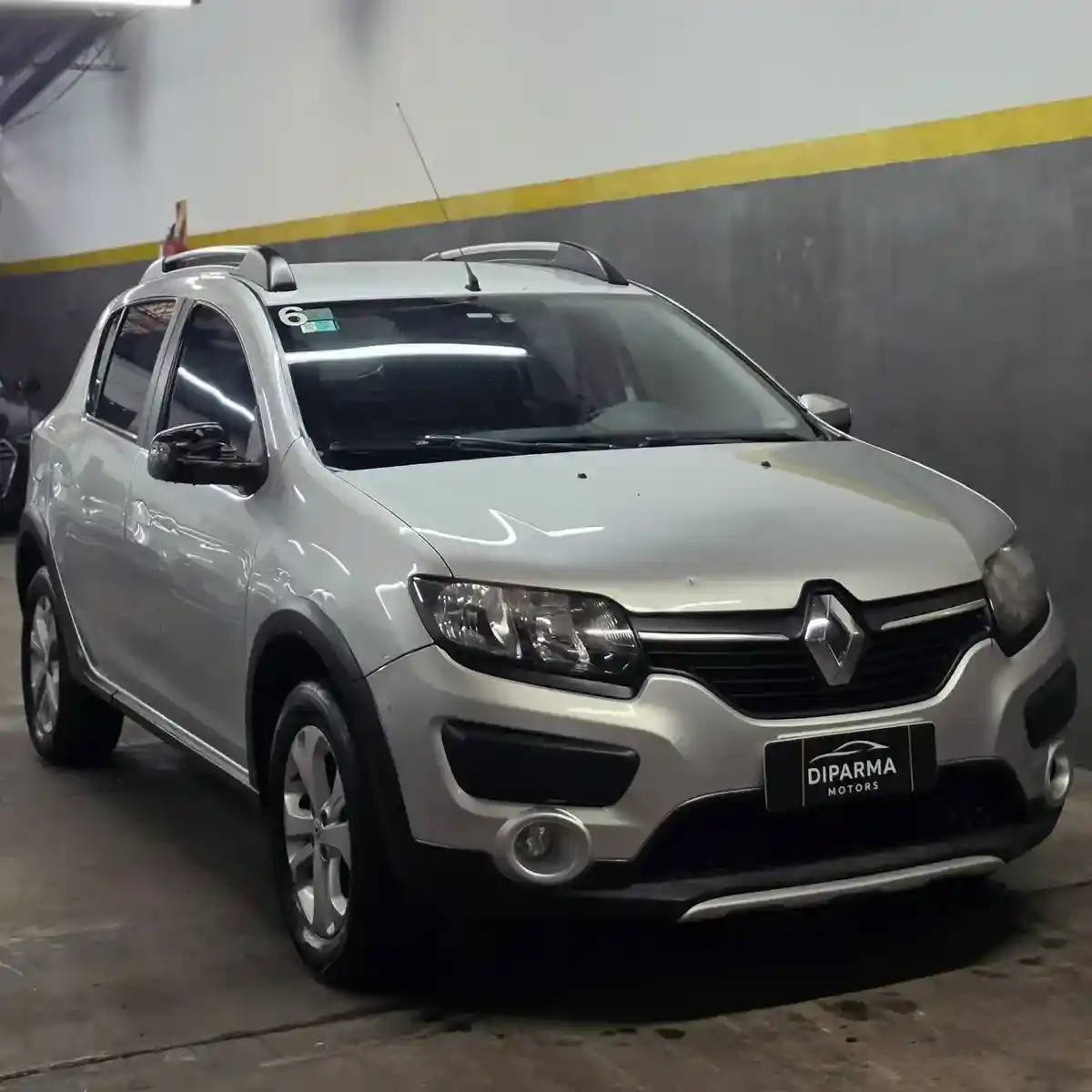 Renault Sandero Stepway 1.6 Privilege Nav 105Cv 2015 - foto 3
