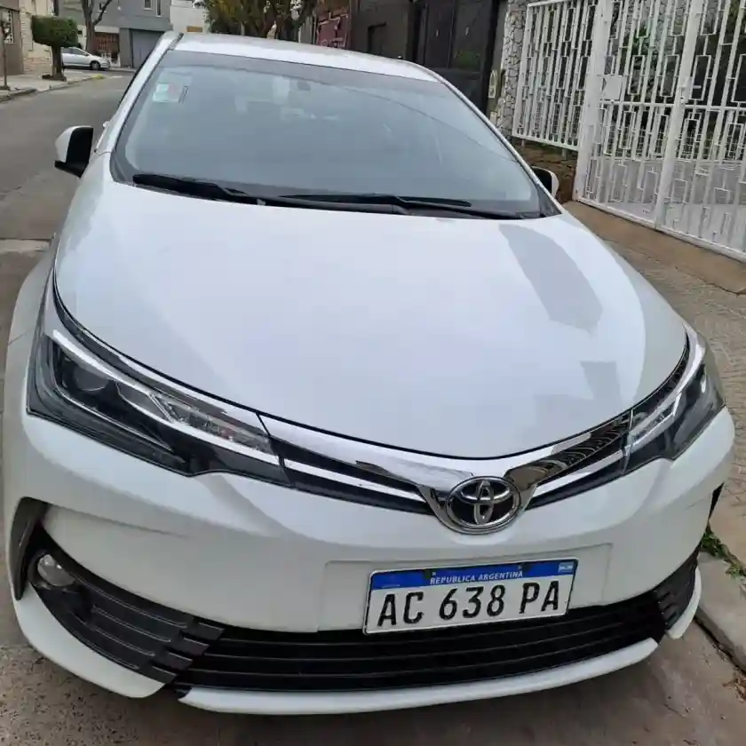 Toyota Corolla 2018 - foto 1