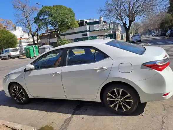 Toyota Corolla 1.8 Se-G Cvt 140Cv 2018 - foto 3