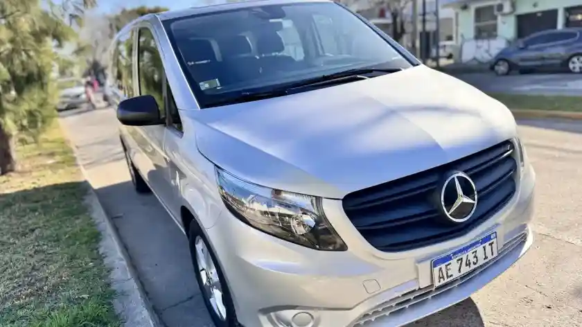 Mercedes-Benz Vito 1.6 111 Cdi Furgon Mixto Aa 114Cv 2021 - foto 3