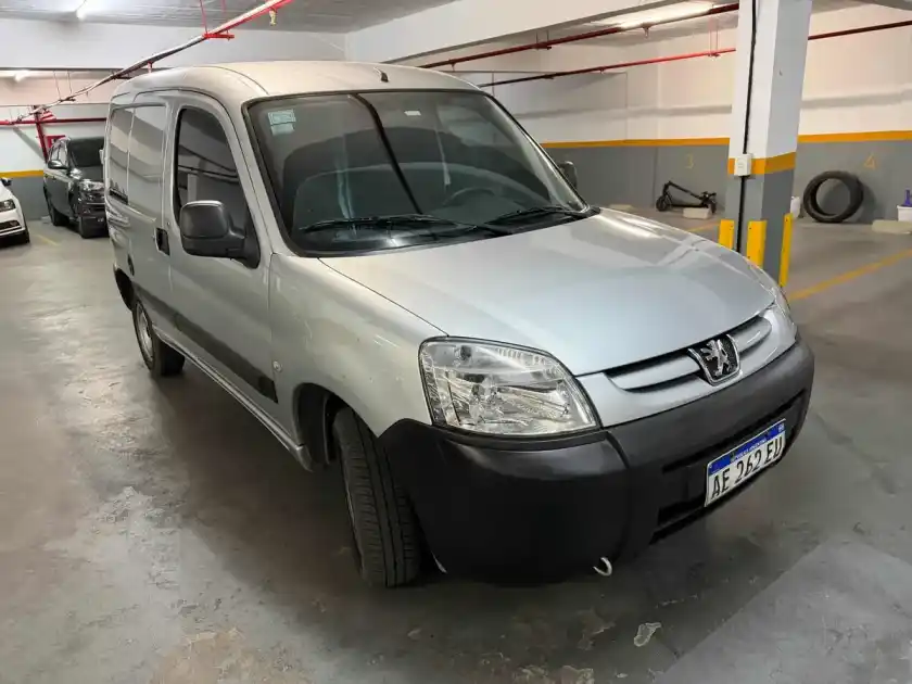 Peugeot Partner 1.6 Hdi Furgon Confort 92 2020 - foto 3