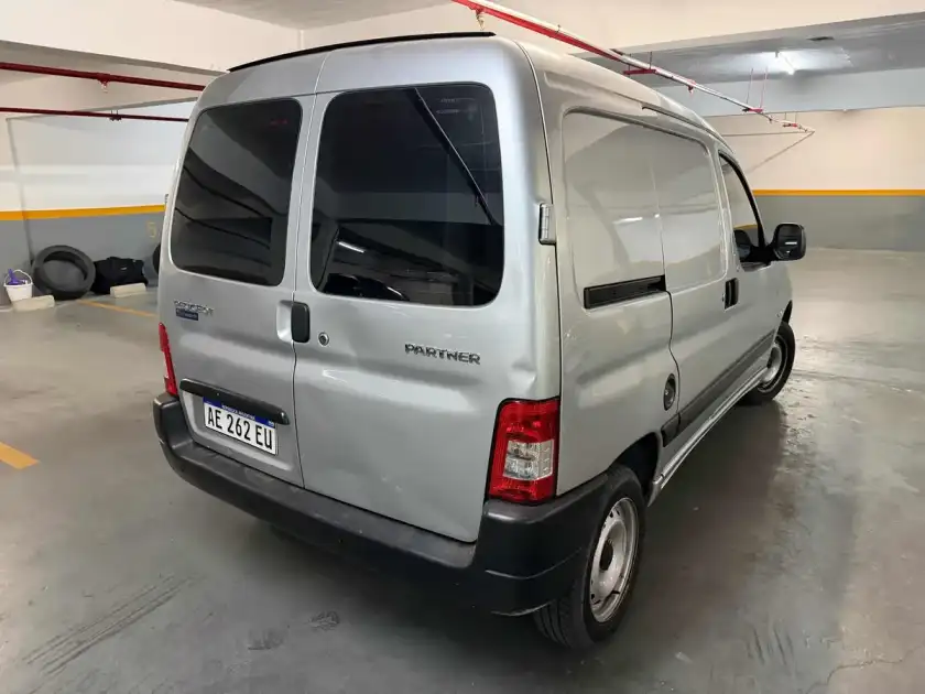 Peugeot Partner 1.6 Hdi Furgon Confort 92 2020 - foto 5