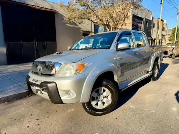 Toyota Hilux Pick-Up 3.0 I Srv Cab Doble 4X4 (2009) 2008 - foto 1
