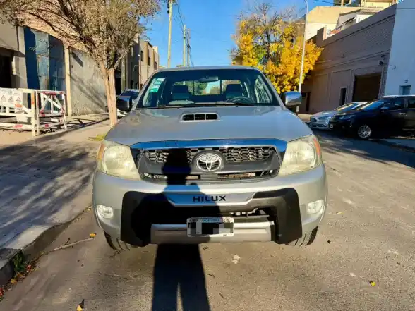 Toyota Hilux Pick-Up 3.0 I Srv Cab Doble 4X4 (2009) 2008 - foto 2