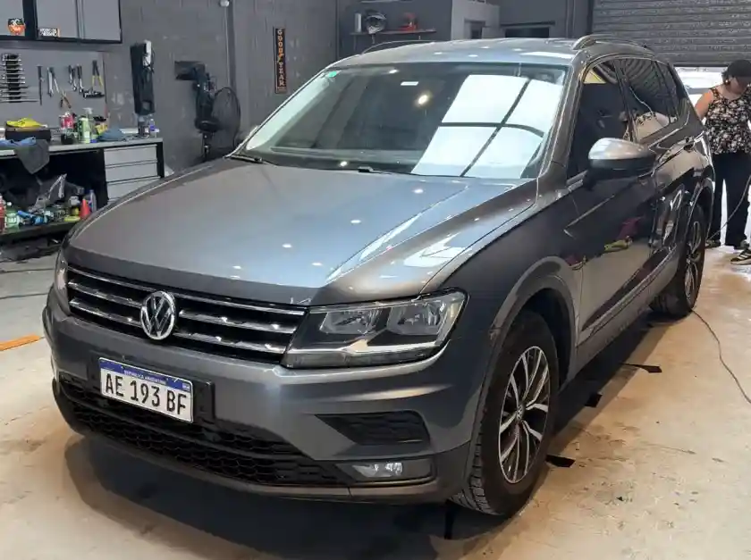 Volkswagen Tiguan Allspace 2020 - foto 1