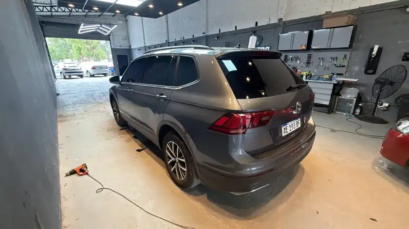Volkswagen Tiguan Allspace 1.4 Tsi Trendline 150Cv Dsg 2020 - foto 3