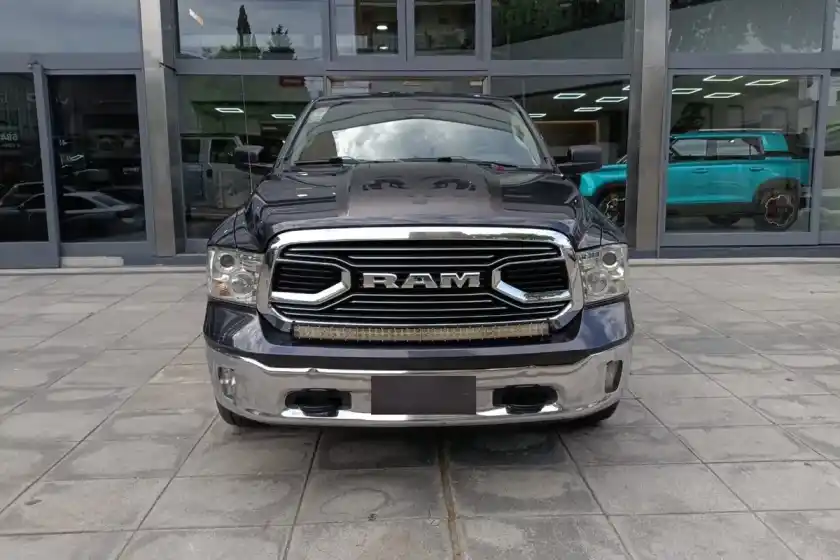 Ram 1500 5.7 Laramie Atx V8 2018 - foto 2