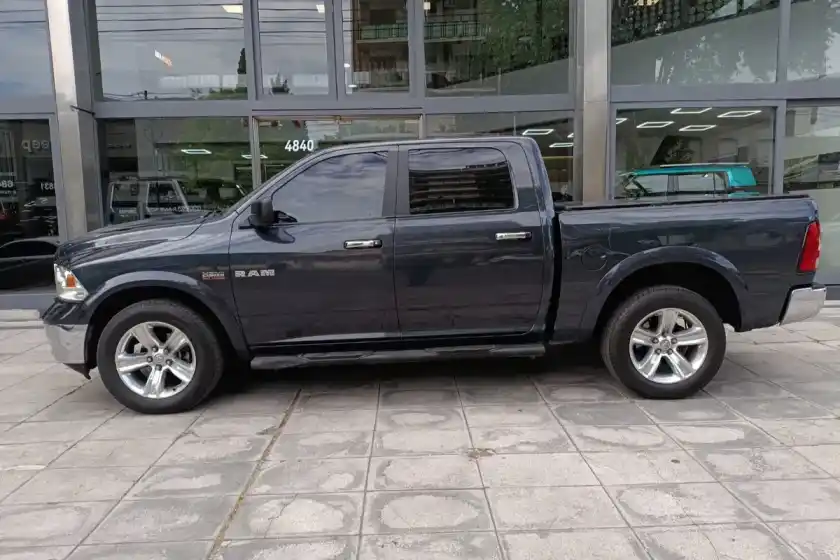 Ram 1500 5.7 Laramie Atx V8 2018 - foto 4