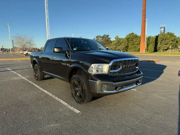 Ram 1500 5.7 Laramie Atx V8 2017 - foto 4