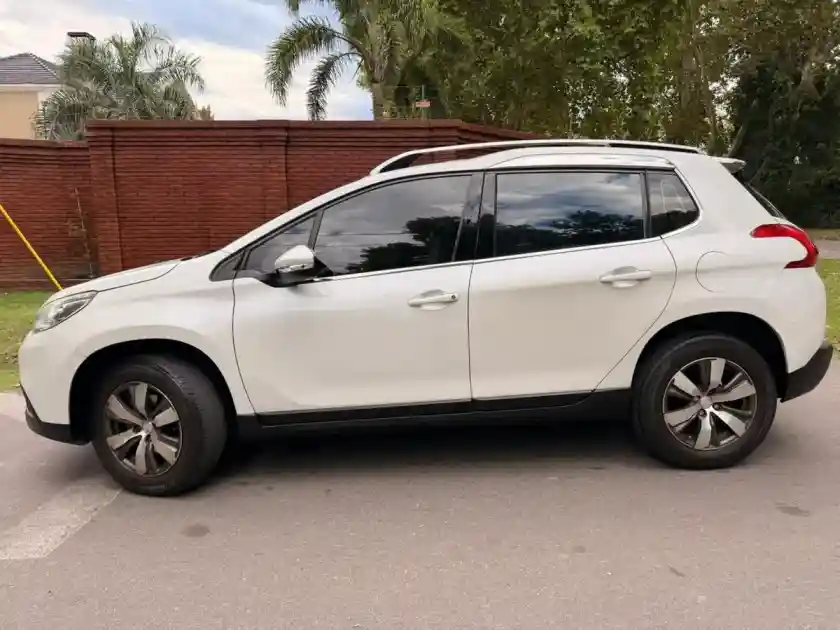 Peugeot 2008 1.6 Feline 2017 - foto 5