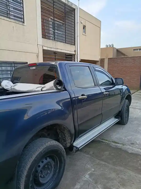Ford Ranger 2.2 Cd 4X2 Xl Tdci 125Cv 2013 - foto 4