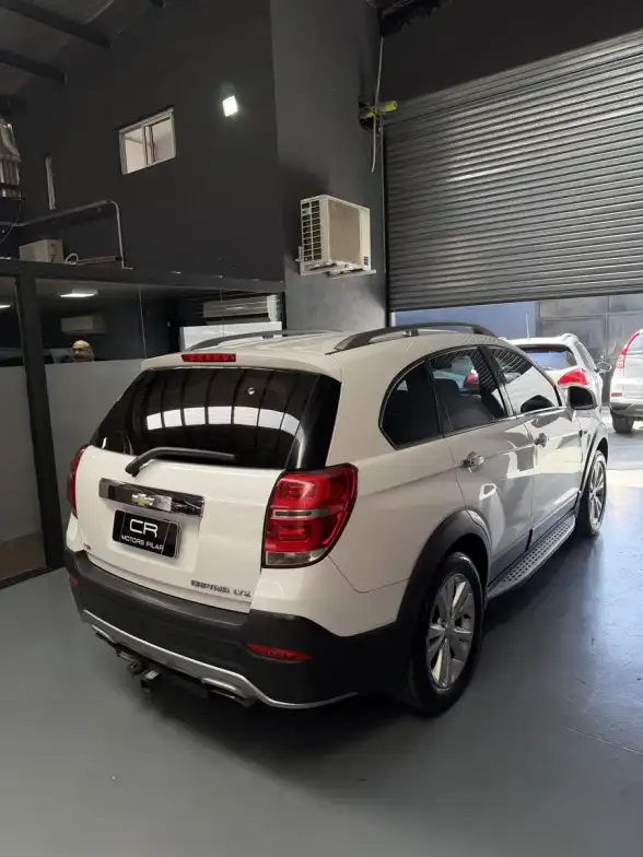 Chevrolet Captiva 2.2 Ltz Awd D 184Cv At 2016 - foto 2