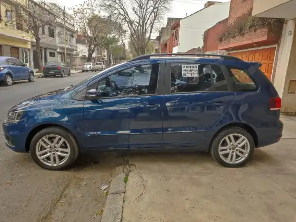 Volkswagen Suran 1.6 Imotion Highline 110Cv 2018 - foto 3