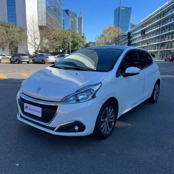 Peugeot 208 2019 - foto 1