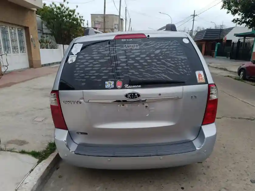 Kia Carnival 3.8 V6 Ex At 2007 - foto 3