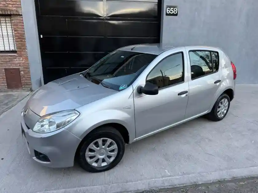 Renault Sandero 1.6 Pack 90Cv 2012 - foto 1