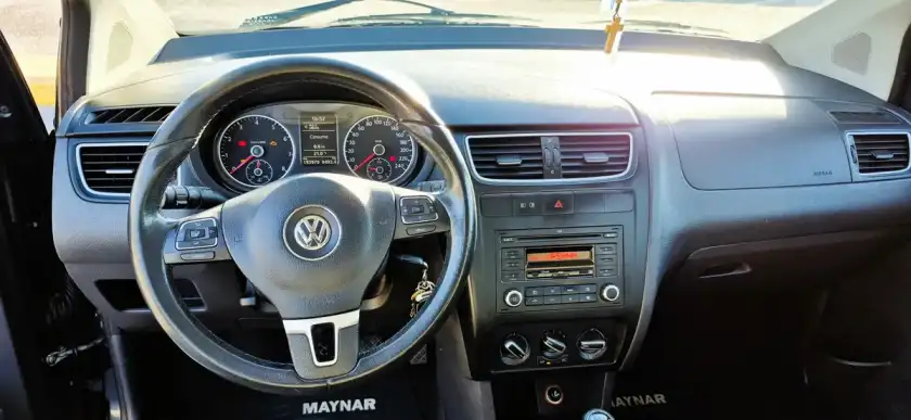 Volkswagen Suran 1.6 Highline 101Cv 11C 2011 - foto 2