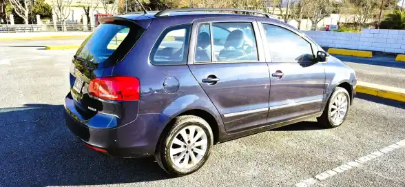Volkswagen Suran 1.6 Highline 101Cv 11C 2011 - foto 5