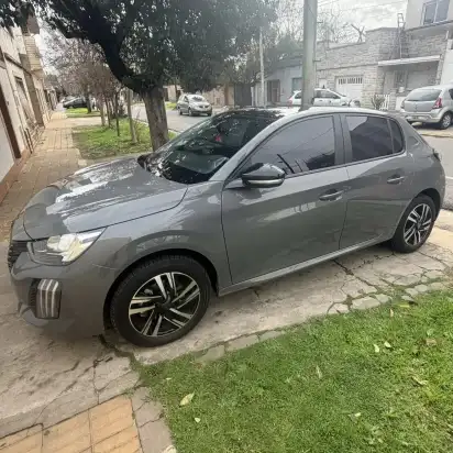 Peugeot 2008 2024 - foto 1