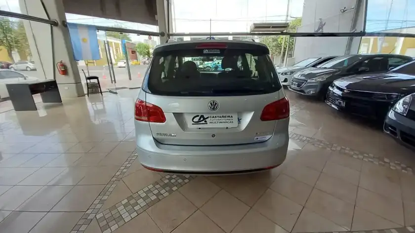 Volkswagen Suran 1.6 Imotion Trendline 11B 2012 - foto 5
