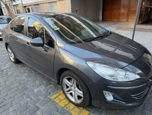 Peugeot 408 2013 - foto 1