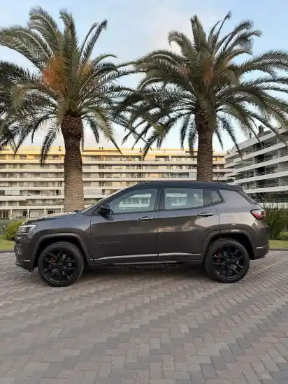 Jeep Compass 2.0 Gme Blackhawk 4X4 At9 2025 - foto 2