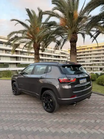 Jeep Compass 2.0 Gme Blackhawk 4X4 At9 2025 - foto 3